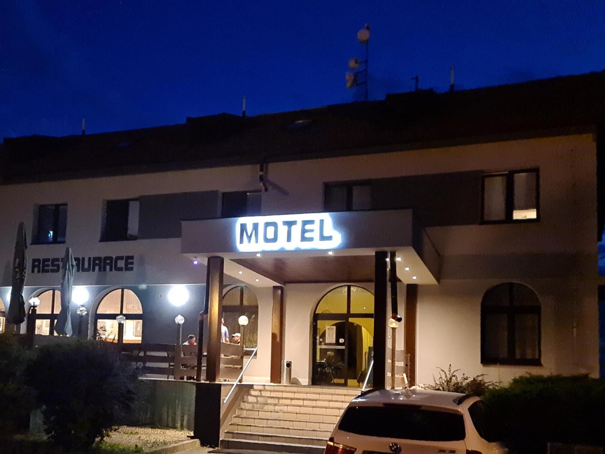 Motel Tosanovice Dolni Tosanovice Εξωτερικό φωτογραφία